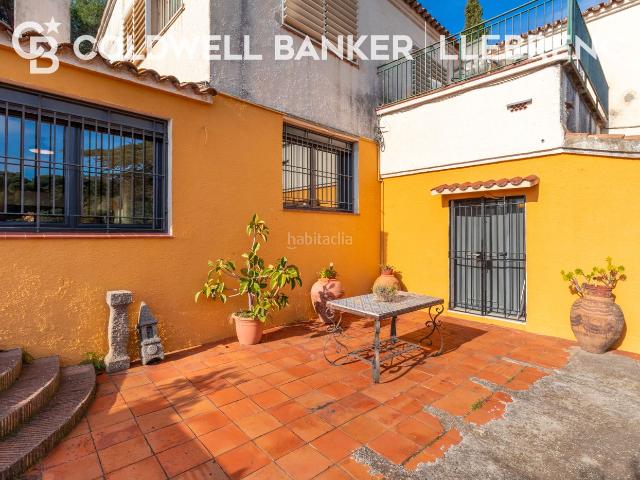 Casa en venta en Barcelona, Sarrià. Maravillosa casa en venta en Peu de Funicular. Casas.