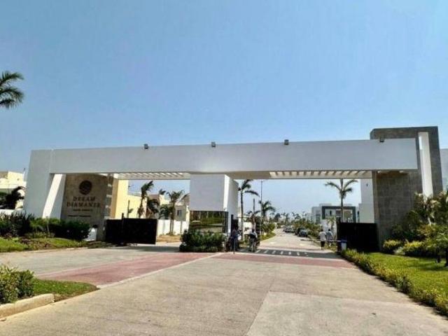 CASA EN VENTA EN BARRA VIEJA, ACAPULCO