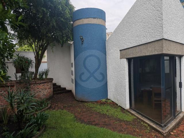 CASA EN VENTA EN BARRANCA SECA, 3 JARD?NES Y 686m2 DE TERRENO