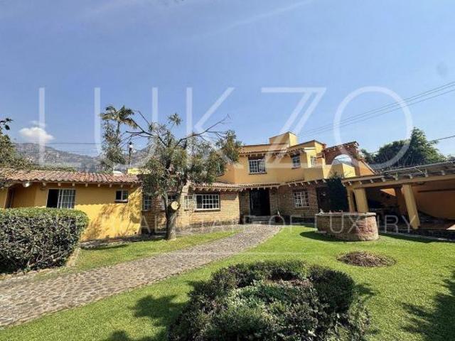Casa en venta en Barrio Santo Domingo, Tepoztlán