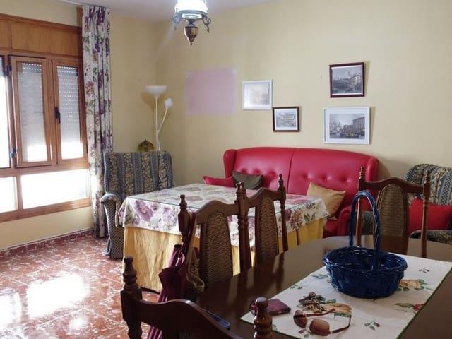Casa en venta en Baza, Granada