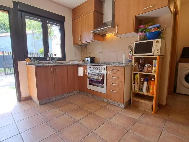 Casa en venta en Baños de Molgas. ATENCIÓN ENCANTADORA, a 3 km. del HotelBalneario de BAÑOS DE MOLGAS. Casas Baños de.