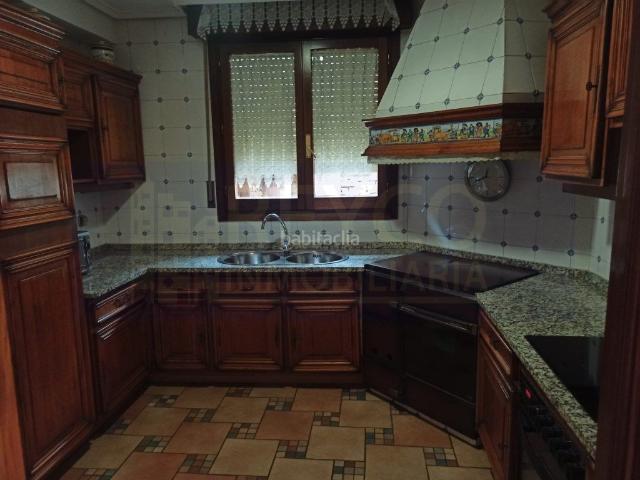Casa en venta en Baños de Río Tobía. Casa 5 habitaciones Venta Baños de Río Tobía. Casas Baños de Río.