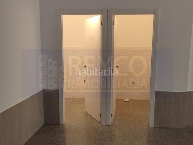 Casa en venta en Baños de Río Tobía. FANTÁSTICA CASA DE PUEBLO EN LA PLAZA MAYOR DE BAÑOS DE RÍO TOBÍA. Casas Baños de Río.