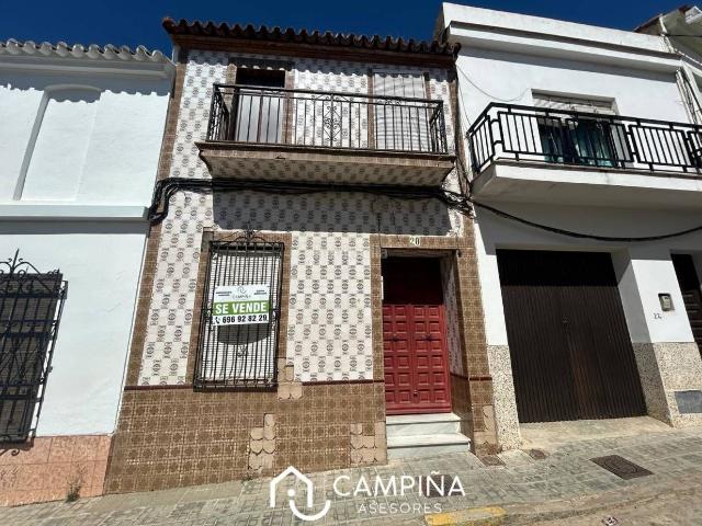 Casa en venta en Beas. Casa para reformar en Beas. Casas.