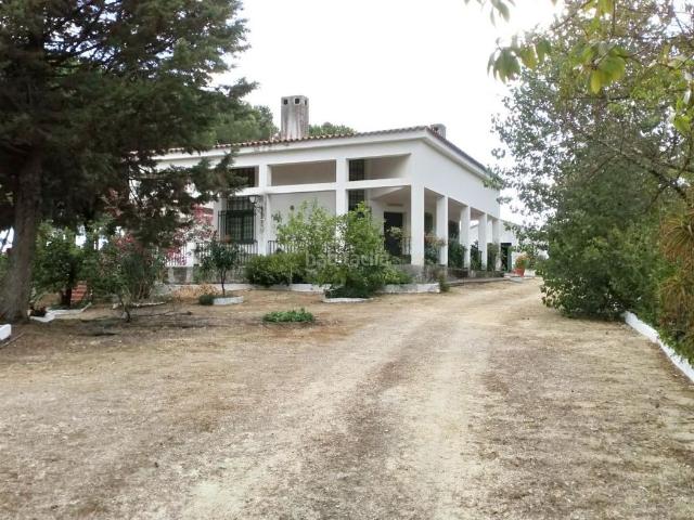 Casa en venta en Beas. GRAN CASA DE CAMPO EN FINCA DE 1 ha EN BEAS HUELVA. Casas.