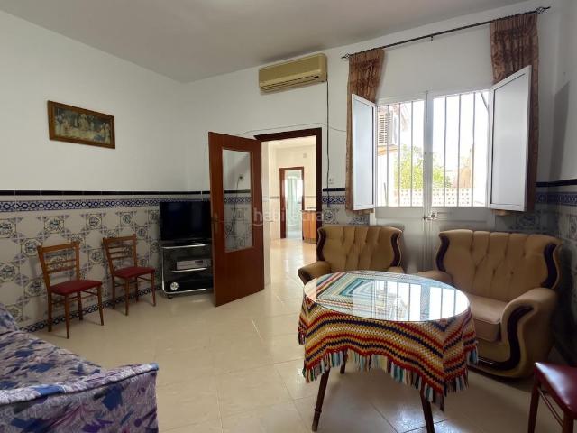 Casa en venta en Beas. GRAN OPORTUNIDAD EN BEAS! AUTÉNTICA CASA DE PUEBLO CON ENTRADA Y SALIDA A DOS CALLES. Casas.