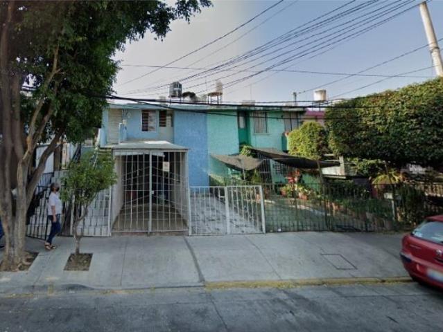 Casa en venta en Beatriz Hernandez, Guadalajara, Jalisco