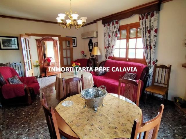 Casa en venta en Begíjar. PRECIOSA CASA CON TODAS LAS COMODIDADES. Casas.