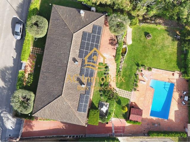 Casa en venta en Begues. Exclusiva finca mediterránea con piscina y olivos milenarios en Begues. Casas.