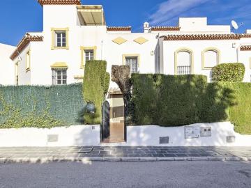 Casa en venta en Bel Air, Málaga Costa del Sol
