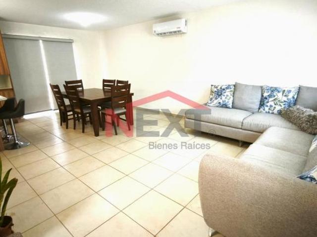CASA EN VENTA EN BELCANTO RESIDENCIAL