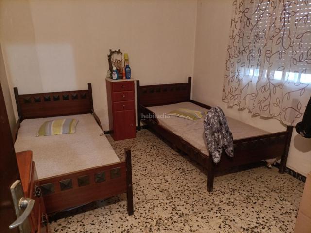 Casa en venta en Belchite. SE VENDE VIVIENDA CON TERRENO EN LA CHAMA BELCHITE. Casas.