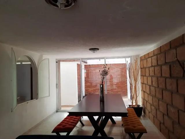 Casa en Venta en Belén, Querétaro Fraccionamiento Privado con 4 Recámaras