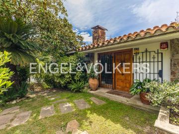Casa en venta en Bellaterra. Casa con impresionantes vistas en Bellaterra. Casas.