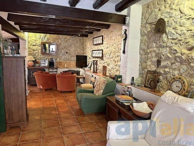 Casa en venta en Bellcaire d'Empordà, Girona Costa Brava