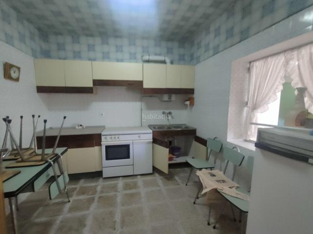 Casa en venta en Benavente. Casa en la zona de Santa Clara. Casas.
