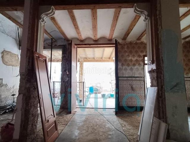 Casa en venta en Benaguasil. Casa de pueblo con patio y mucho potencial en Benaguasil. Casas.