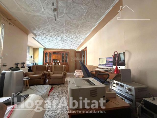 Casa en venta en Benaguasil. !GRAN VIVIENDA! ESPACIOSA CON TRASTERO, TERRAZA SOLARIUM, BARBACOA, JARDIN Y PISCINA. Casas.