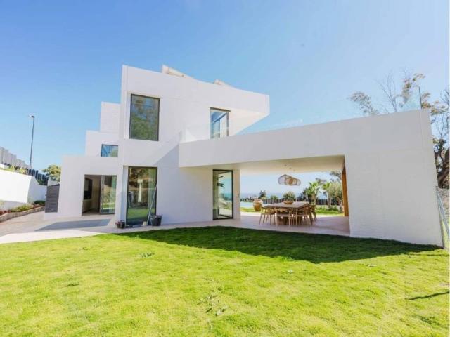 Casa en Venta en Benalmádena