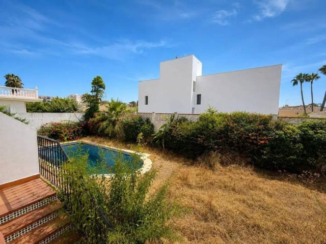 Casa en Venta en Benalmádena