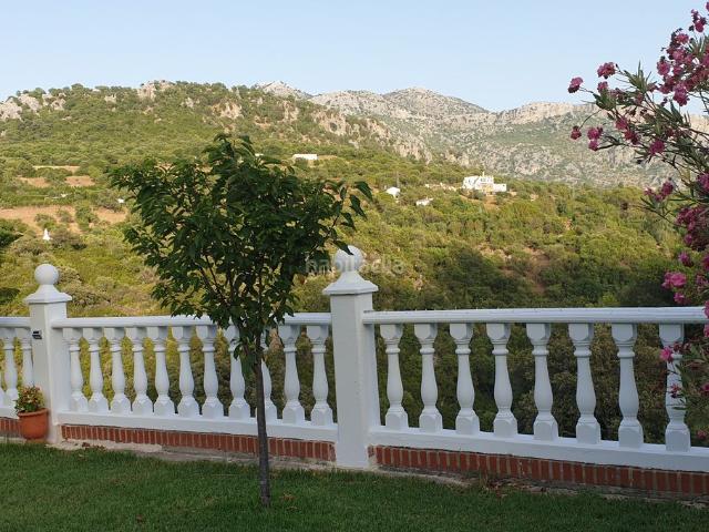 Casa en venta en Benaocaz. CASA DE CAMPO. Casas.