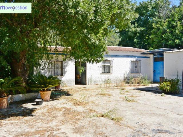 Casa en venta en Benaocaz. VENTA DE CAMPO EN TAVIZNA. Casas.