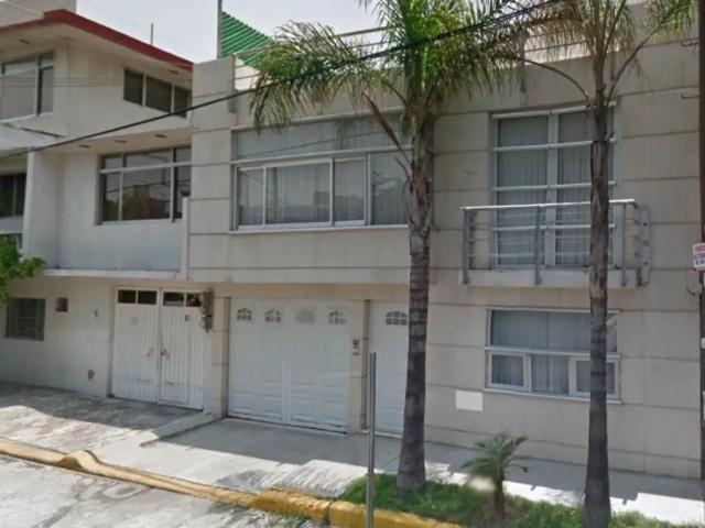 Casa en venta en Benito Juárez La Aurora, Nezahualcóyotl, México