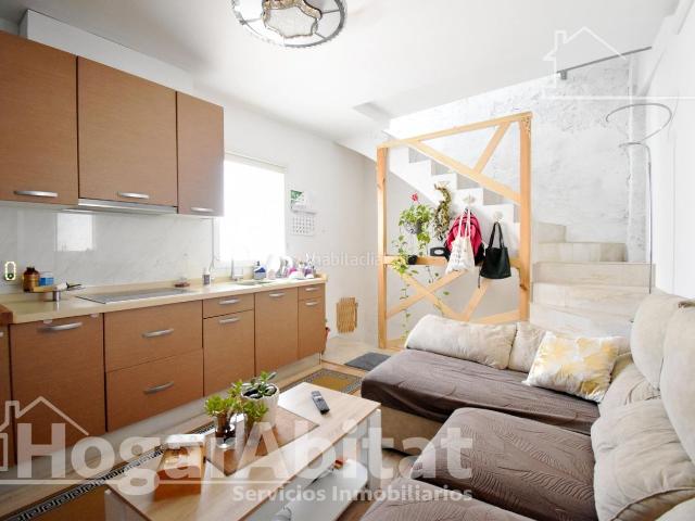 Casa en venta en Beniarjó. ESPECTACULAR CASA REFORMADA Y AMPLIA CON TERRAZA. Casas.