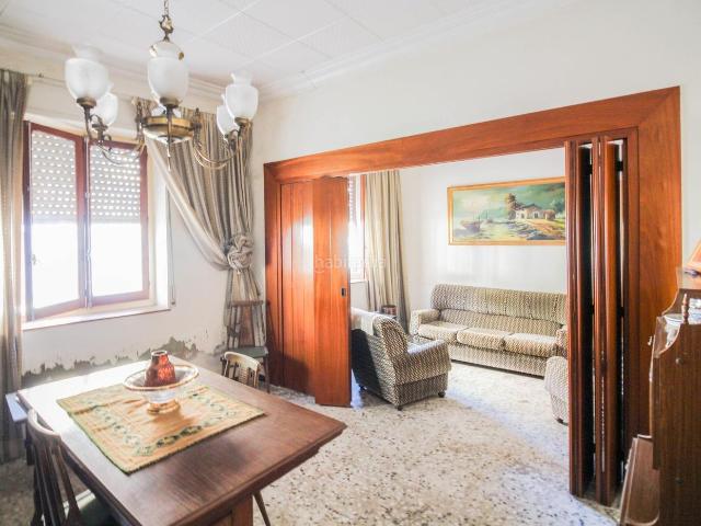 Casa en venta en Beniel. CASA EN PLANTA BAJA Y ESQUINA EN BENIEL ORIHUELA. Casas.