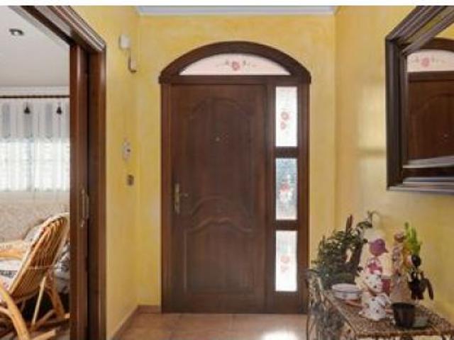 casa en Venta en Beniel. ETRV T2176