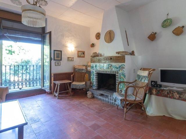 Casa en venta en Benifairó de la Valldigna. MASIA VALENCIANA AL LADO DE GANDIA. Casas Benifairó de la.