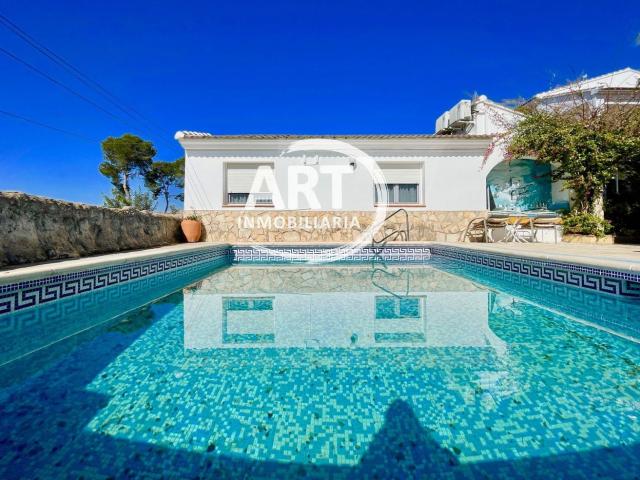 Casa en venta en Benigànim. VILLA EN BENIGÁNIM. Casas.