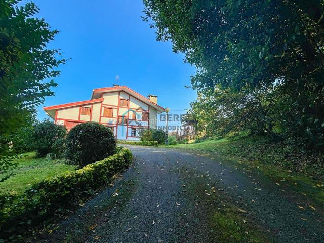 Casa en venta en Bermeo. Refúgiate en tu propio paraíso. Casas.