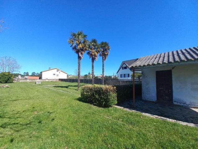 Casa en venta en Bergondo. Casas.