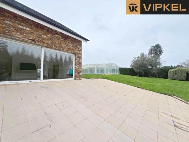 Casa en venta en Bergondo La Coruña