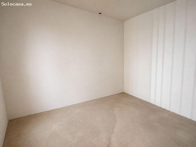 Casa en venta en Berja con garaje para 2 coches, patio y gran solárium