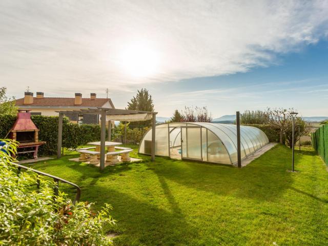 Casa en venta en Berrioplano Navarra