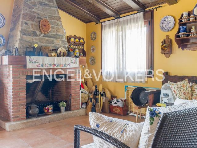 Casa en venta en Berzocana. Espectacular Finca con Chalet Señorial en Berzocana, Cáceres Retiro de Lujo Exclusivo en las Villuercas. Casas.