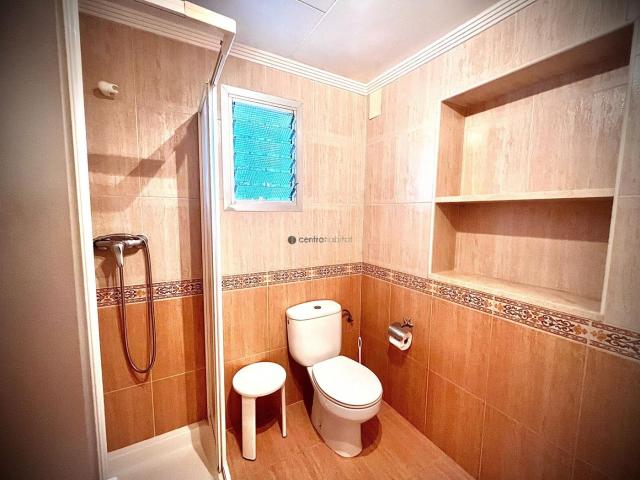 Casa en venta en Biar. Campo en Biar con Piscina, Pinada y Frutales. Casas.