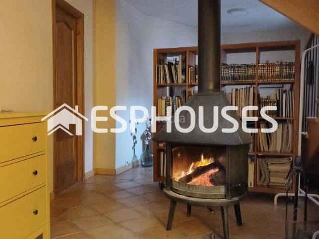 Casa en venta en Biar. Casa de pueblo en el Casco Histórico de Biar. Casas.