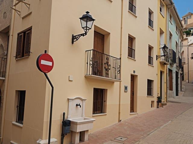 Casa en venta en Biar, Alicante