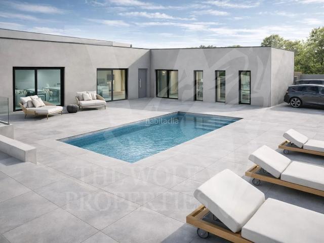 Casa en venta en Bigues i Riells del Fai. Casa Chalet independiente en venta en Calle Antoni Gaudí, Bigues i Riells. Casas Bigues i Riells del.