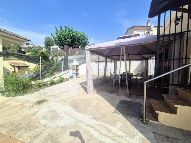 Casa en venta en Bigues i Riells del Fai. casa acogedora con piscina en La Pineda. Casas Bigues i Riells del.