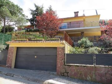 Casa en venta en Bigues i Riells del Fai. Casa ALQUILADA en venta en Bigues i Riells. Casas Bigues i Riells del.