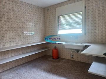 Casa en venta en Bigues i Riells del Fai. Casa en venta en Urbanización, 5 dormitorios. Casas Bigues i Riells del.