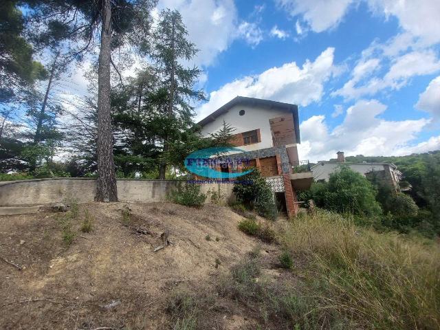 Casa en venta en Bigues i Riells del Fai. Casa en venta en Urbanización, 5 dormitorios. Casas Bigues i Riells del.