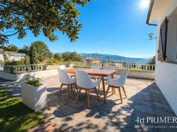 Casa en venta en Bigues i Riells del Fai. Exclusiva vivienda a cuatro vientos en entorno natural privilegiado. Casas Bigues i Riells del.