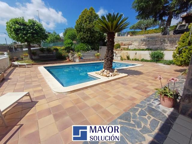 Casa en venta en Bigues i Riells del Fai. VENTA DE NUDA PROPIEDAD. Casas Bigues i Riells del.