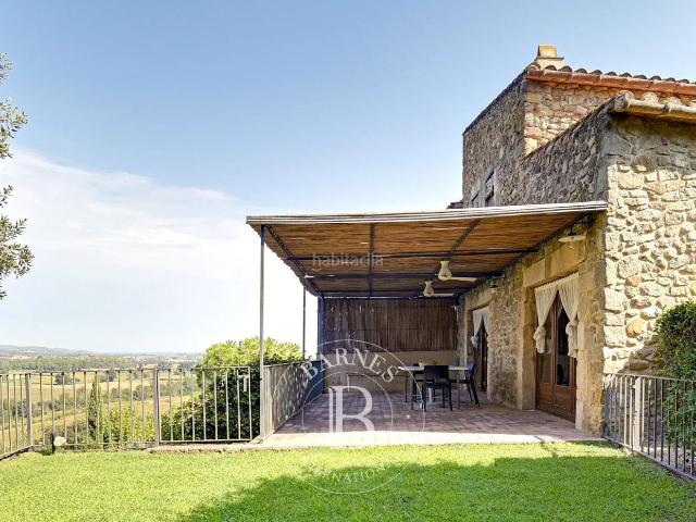 Casa en venta en Bisbal d´Empordà La. Casa de pueblo excepcional con vistas al Empordà. Casas Bisbal d´Empordà.
